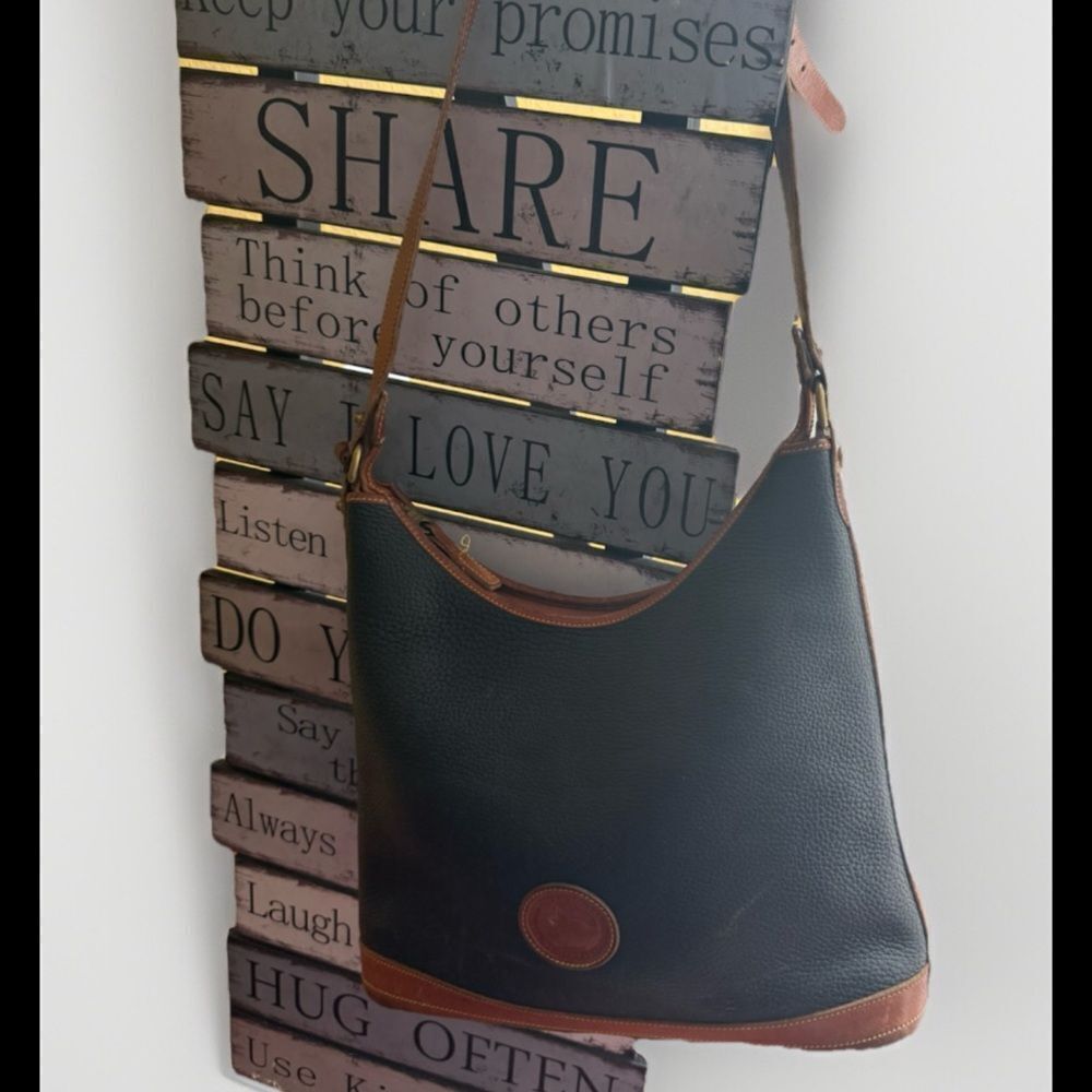 DOONEY & BOURKE Authentic Vintage  Black English Brown Leather Shoulder Handbag